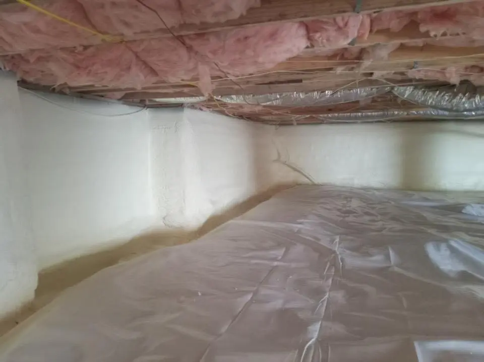 Crawl space encapsulation with closed-cell spray foam for Roof Waterproofing in Niagara